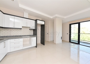 وسط الطبيعة - شقة عائلية 3 غرف وصالة -ضمن مجمع حديث -افسلار/ الانيا 