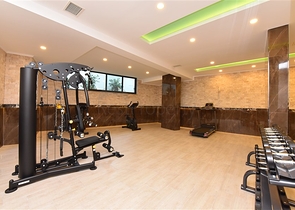 وسط الطبيعة - شقة عائلية 3 غرف وصالة -ضمن مجمع حديث -افسلار/ الانيا 