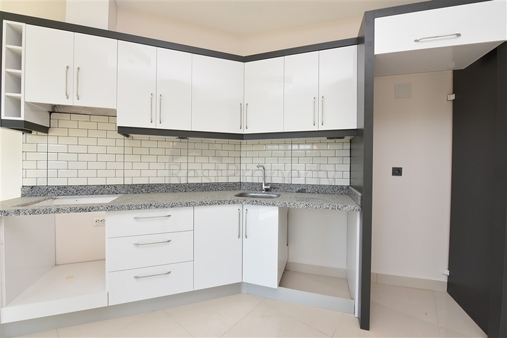 مجمع حديث وسط الطبيعة -شقة غرفة وصالة مفروشة - في افسلار / الانيا 