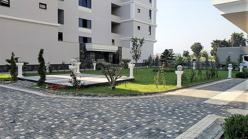 شقق فاخرة للبيع في الانيا - تصميم 2 غرفة وصالة -مجمع بخدمات 5 نجوم -في كارجيجاك / الانيا 