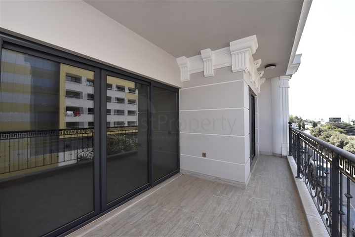 شقق فاخرة للبيع في الانيا - تصميم 2 غرفة وصالة -مجمع بخدمات 5 نجوم -في كارجيجاك / الانيا 