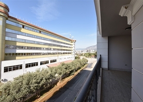 شقق فاخرة للبيع في الانيا - تصميم 2 غرفة وصالة -مجمع بخدمات 5 نجوم -في كارجيجاك / الانيا 