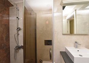 شقق فاخرة للبيع في الانيا - تصميم 2 غرفة وصالة -مجمع بخدمات 5 نجوم -في كارجيجاك / الانيا 