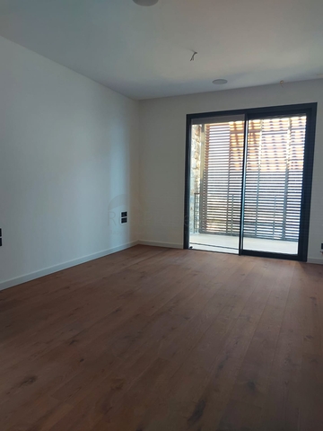 مشروع فاخر في ركن الجنة في خليج ديميربوكيو