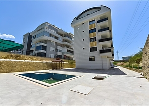 شقق بالاقساط ضمن مجمع سكني حديث -في افسلار / الانيا 