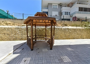 شقق بالاقساط ضمن مجمع سكني حديث -في افسلار / الانيا 