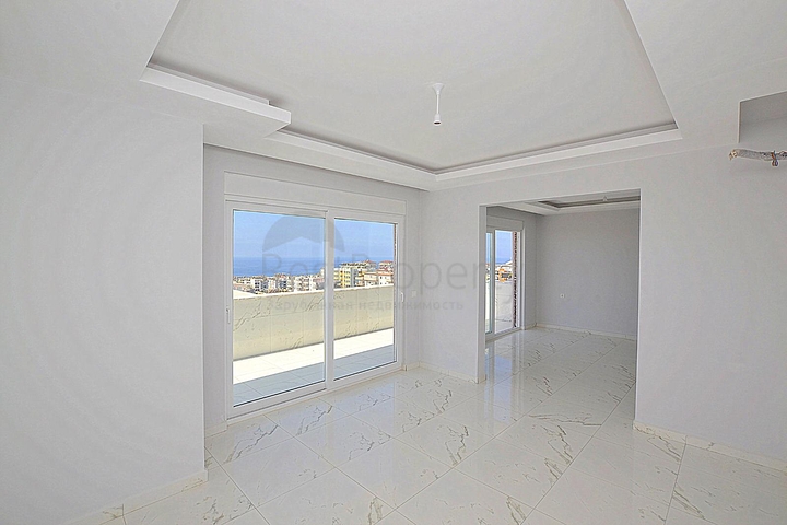 اطلالة بحر - دوبلكس 4 غرف وصالة - مجمع فاخر -في محمودلار / الانيا