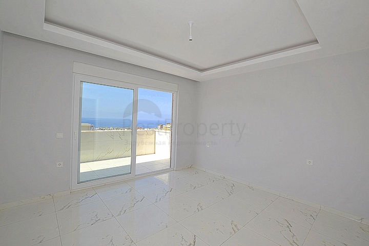 اطلالة بحر - دوبلكس 4 غرف وصالة - مجمع فاخر -في محمودلار / الانيا