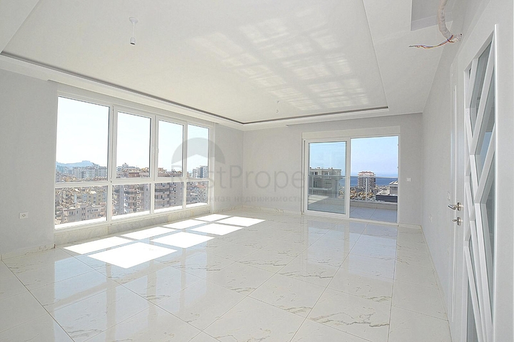 اطلالة بحر - دوبلكس 4 غرف وصالة - مجمع فاخر -في محمودلار / الانيا