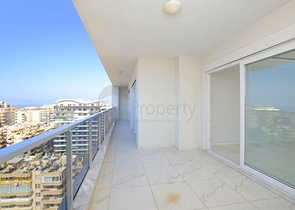 اطلالة بحر - دوبلكس 4 غرف وصالة - مجمع فاخر -في محمودلار / الانيا