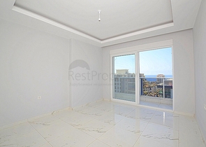 اطلالة بحر - دوبلكس 4 غرف وصالة - مجمع فاخر -في محمودلار / الانيا