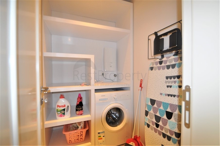 مجمع على البحر مباشرة في كاستل - شقة غرفة وصالة مفروشة بأناقة -في كاستل / الانيا 