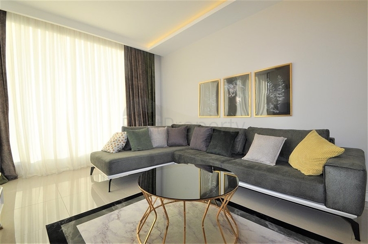 مجمع على البحر مباشرة في كاستل - شقة غرفة وصالة مفروشة بأناقة -في كاستل / الانيا 