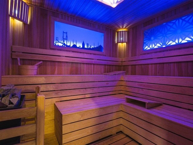 مجمع على البحر مباشرة في كاستل - شقة غرفة وصالة مفروشة بأناقة -في كاستل / الانيا 