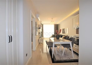 مجمع على البحر مباشرة في كاستل - شقة غرفة وصالة مفروشة بأناقة -في كاستل / الانيا 