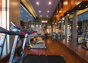 مجمع على البحر مباشرة في كاستل - شقة غرفة وصالة مفروشة بأناقة -في كاستل / الانيا 