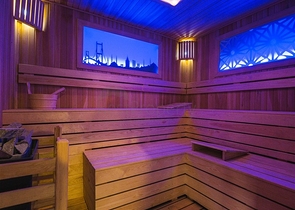 مجمع على البحر مباشرة في كاستل - شقة غرفة وصالة مفروشة بأناقة -في كاستل / الانيا 