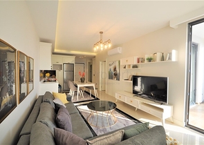 مجمع على البحر مباشرة في كاستل - شقة غرفة وصالة مفروشة بأناقة -في كاستل / الانيا 