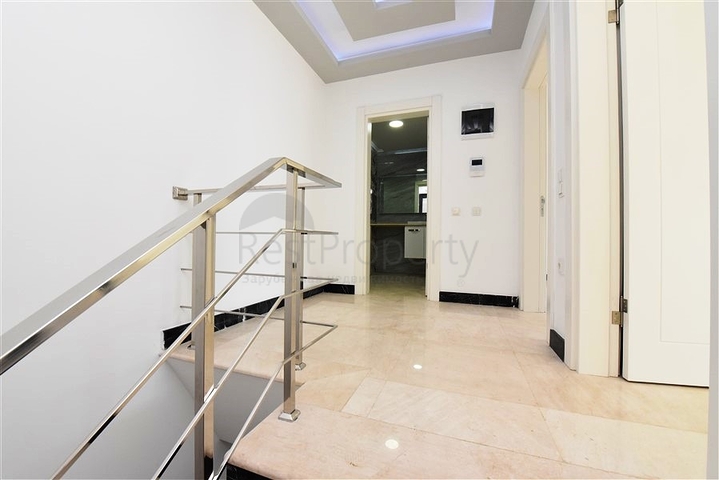 شقق فاخرة في الانيا - دوبلكس واسعة - ضمن مجمع حديث -في كارجيجاك / الانيا 