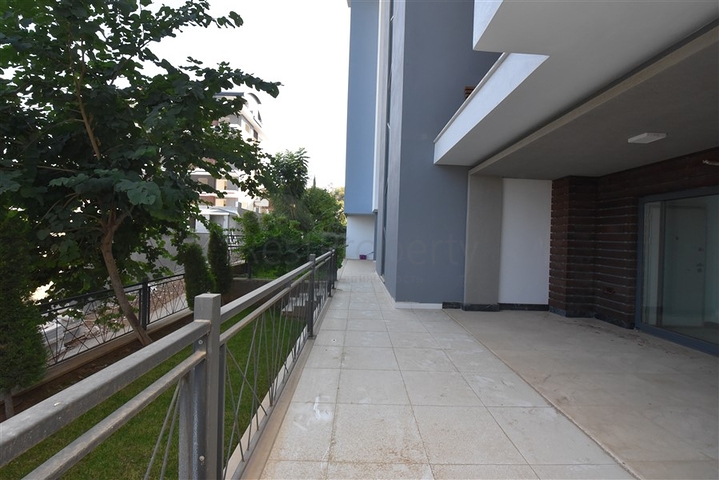 شقق فاخرة في الانيا - دوبلكس واسعة - ضمن مجمع حديث -في كارجيجاك / الانيا 