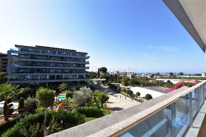 شقق فاخرة في الانيا - دوبلكس واسعة - ضمن مجمع حديث -في كارجيجاك / الانيا 