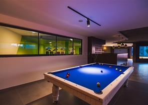 شقق فاخرة في الانيا - دوبلكس واسعة - ضمن مجمع حديث -في كارجيجاك / الانيا 