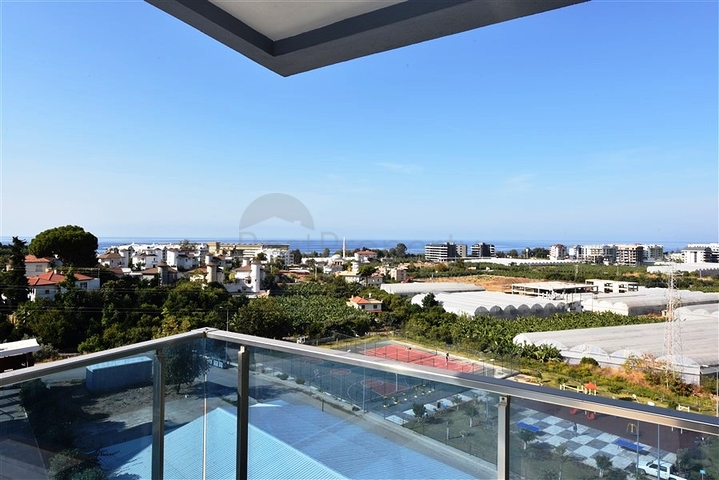 شقة اطلالة بحر - ضمن مجمع 5 نجوم - تصميم 1+2 - في كارجيجاك / الانيا 