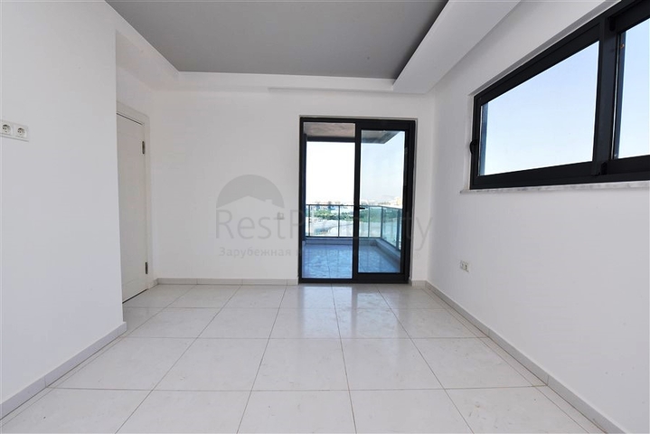 شقة اطلالة بحر - ضمن مجمع 5 نجوم - تصميم 1+2 - في كارجيجاك / الانيا 