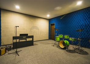 شقة اطلالة بحر - ضمن مجمع 5 نجوم - تصميم 1+2 - في كارجيجاك / الانيا 