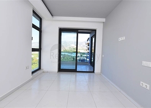 شقة اطلالة بحر - ضمن مجمع 5 نجوم - تصميم 1+2 - في كارجيجاك / الانيا 