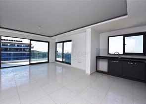 شقة اطلالة بحر - ضمن مجمع 5 نجوم - تصميم 1+2 - في كارجيجاك / الانيا 