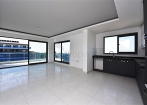 شقة اطلالة بحر - ضمن مجمع 5 نجوم - تصميم 1+2 - في كارجيجاك / الانيا 