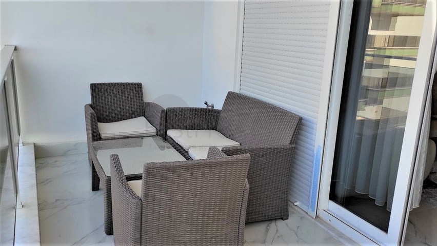 شقق اطلالة بحر في الانيا - غرفة وصالة مفروشة -محمودلار / الانيا 