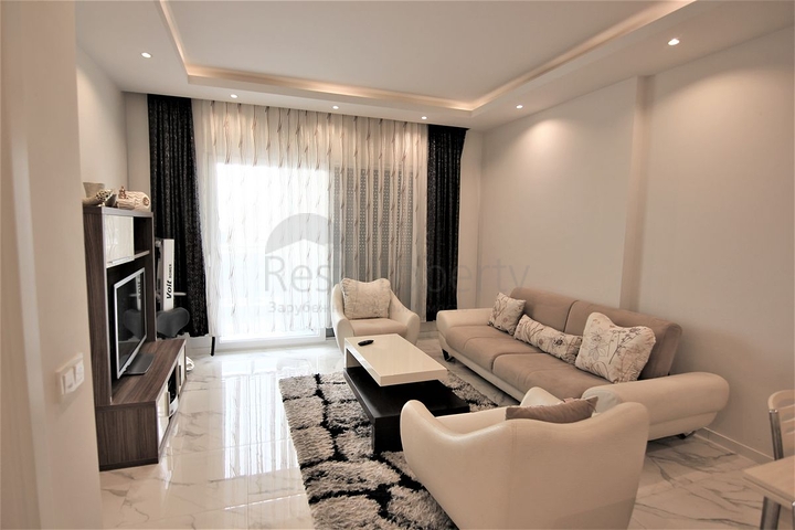 شقق اطلالة بحر في الانيا - غرفة وصالة مفروشة -محمودلار / الانيا 