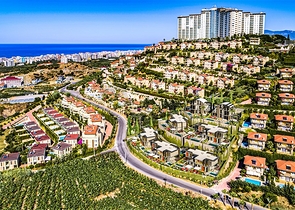 فلل للبيع بالاقساط في الانيا - مجمع قيد الانشاء -في كارجيجاك / الانيا 