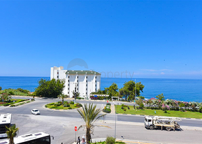 فيلا على البحر مباشرة -5 غرف وصالة -مسبح خاص -في كارجيجاك / الانيا 