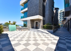 فيلا على البحر مباشرة -5 غرف وصالة -مسبح خاص -في كارجيجاك / الانيا 