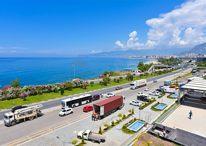 فيلا على البحر مباشرة -5 غرف وصالة -مسبح خاص -في كارجيجاك / الانيا 