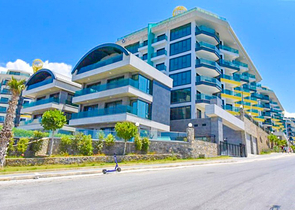 فيلا على البحر مباشرة -5 غرف وصالة -مسبح خاص -في كارجيجاك / الانيا 