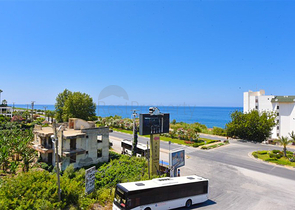 فيلا على البحر مباشرة -5 غرف وصالة -مسبح خاص -في كارجيجاك / الانيا 