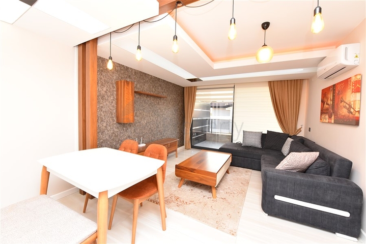 شقة 1+1 في مجمع في منطقة كارجيجاك متاحة للإيجار.