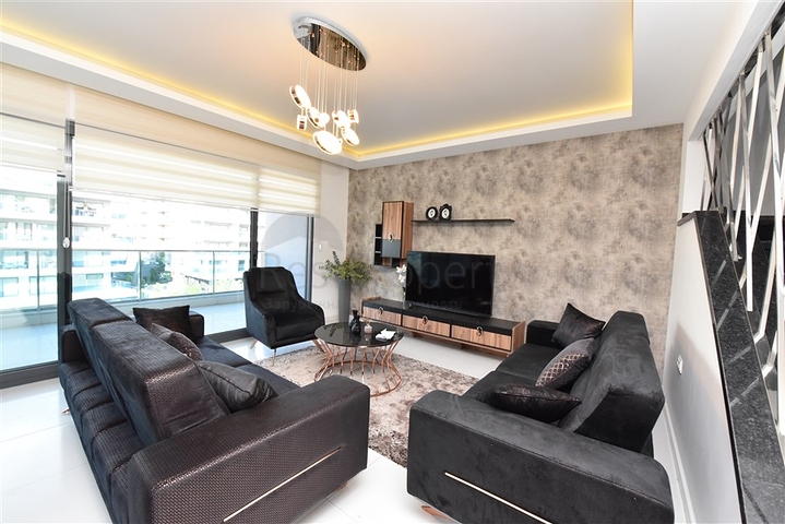 شقة من طابقين في واحدة من أفضل المجمعات في منطقة كارجيجاك