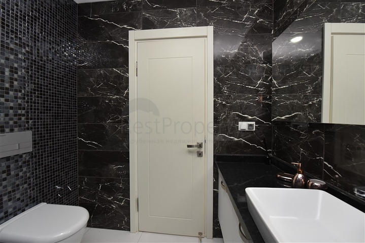 شقة من طابقين في واحدة من أفضل المجمعات في منطقة كارجيجاك