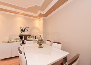 شقة عائلية واسعة - 3 غرف وصالة مفروشة - في مركز الانيا 