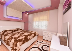 شقة عائلية واسعة - 3 غرف وصالة مفروشة - في مركز الانيا 