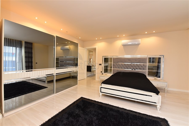 بنتهاوس 3+1 في محمودلار للإيجار