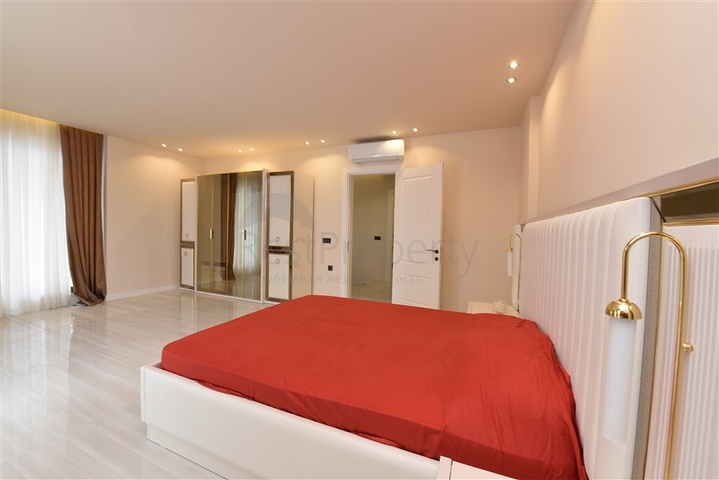 بنتهاوس 3+1 في محمودلار للإيجار