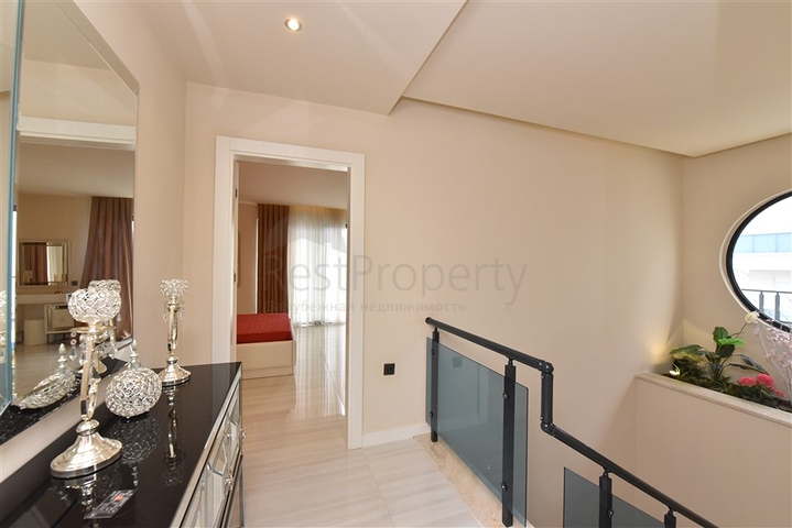 بنتهاوس 3+1 في محمودلار للإيجار