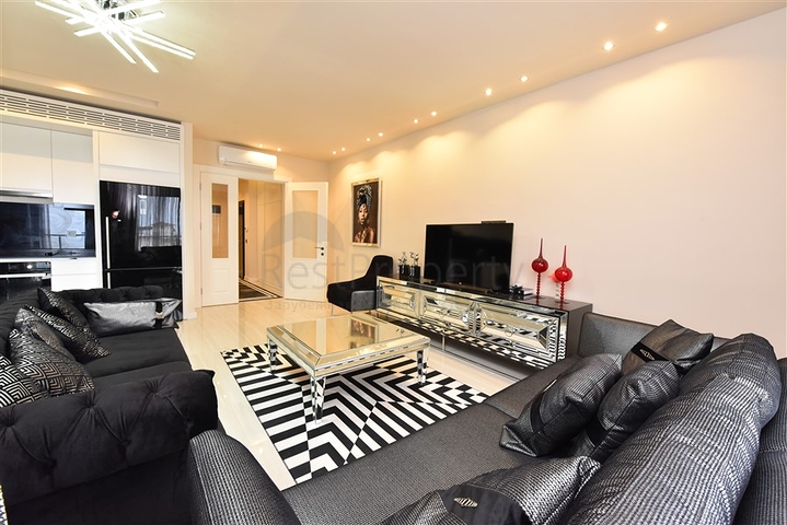 بنتهاوس 3+1 في محمودلار للإيجار