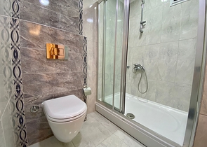 شقة للبيع في محمودلار - غرفتين وصالة -اثاث انيق -في محمودلار / الانيا 